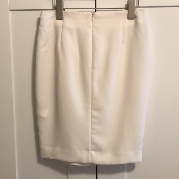 Zara Front Ruffled Mini Skirt - Picture 5 of 9